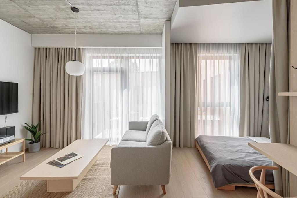 Cozy Japanese Oasis With Balcony, Gramophone, Netflix Apartment Vilnius Exterior photo