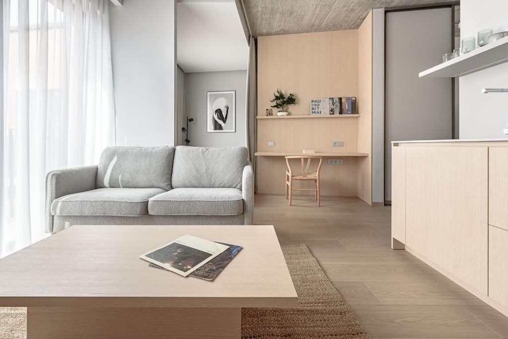 Cozy Japanese Oasis With Balcony, Gramophone, Netflix Apartment Vilnius Exterior photo